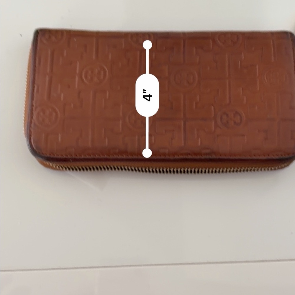 Tory Burch Embossed Logo Zip Wallet in Brown with Gold Hardware - Picture 3 of 14